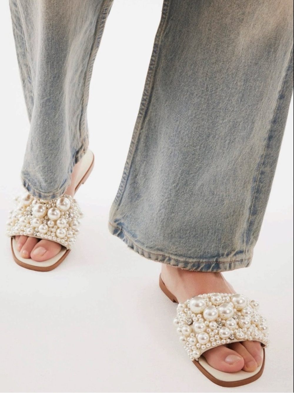 {Steve Madden} Knicky Pearl Ivory Rhinestone Slide Sandals